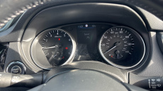 Nissan Qashqai 1.3 DiG-T 160 Tekna 5dr Petrol Hatchback